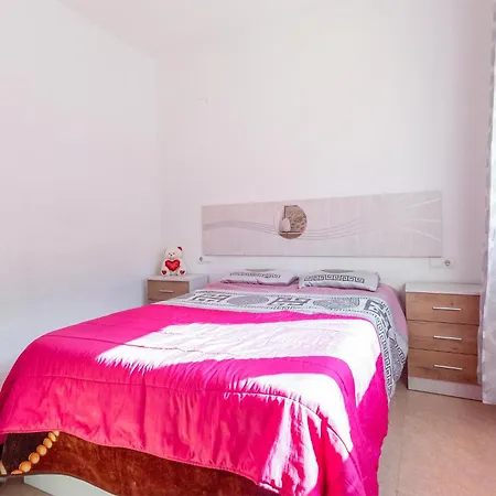Awesome In With Private Swimming Pool, Be Inside Or Outside *