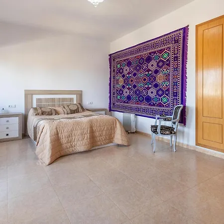 Awesome In With Private Swimming Pool, Be Inside Or Outside